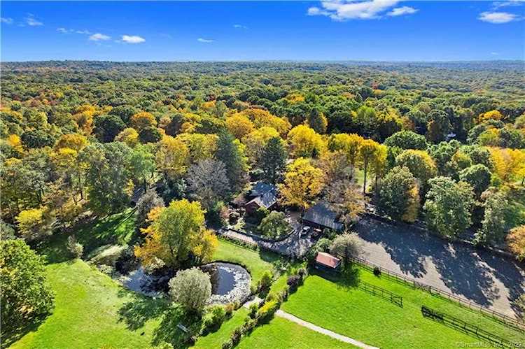 2 Race Hill Road Madison, CT 06443
