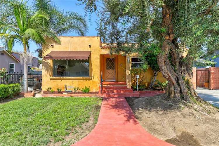 1725 W Pine St, Santa Ana, CA 92703 | MLS# PW22218825 | home for sale Photo 1