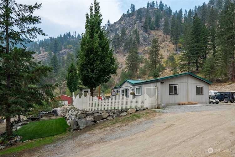 4580 Navarre Coulee Rd Chelan, WA 98816