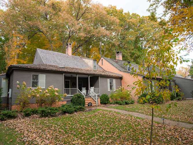 208 Old Hemlock Court White Sulphur Springs, WV 24986
