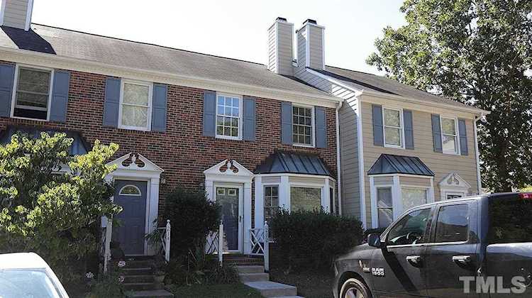 212 Standish Drive Chapel Hill, NC 27517