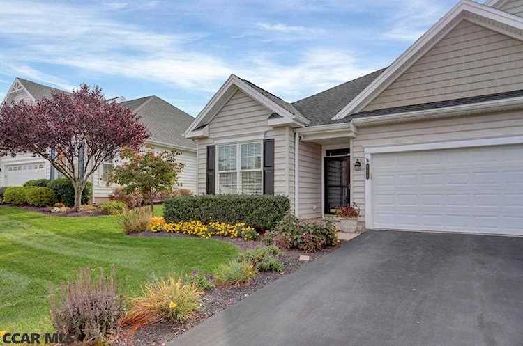 126 Beacon Circle Boalsburg, PA 16827 | condo for sale | KBB Photo 1