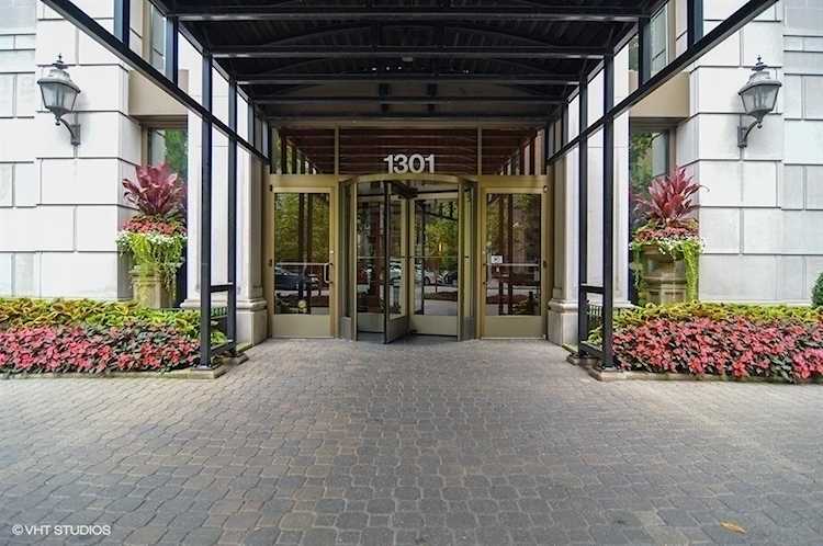 1301 N Dearborn St #1207, Chicago, IL, 60610 - $590,000 Photo 1