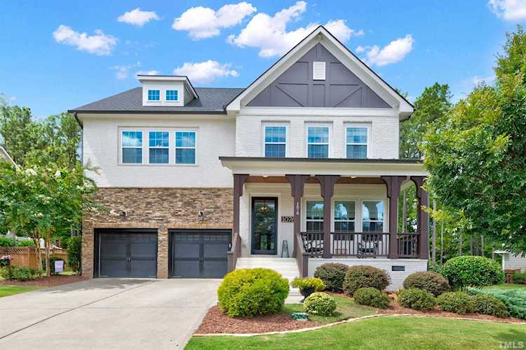 1076 Queensdale Drive, Cary, NC 27519| Amberly| MLS# 2469328 Photo 1