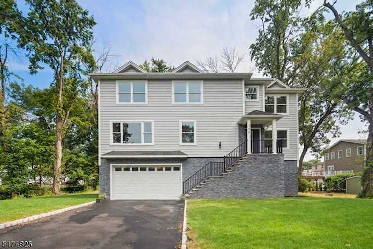190 Riverside Dr Springfield Twp., NJ 07081