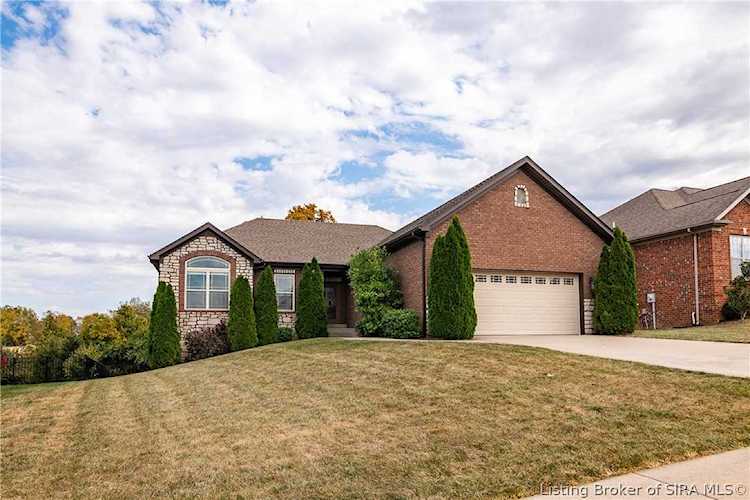 5413 Somerset Circle Charlestown, IN 47111