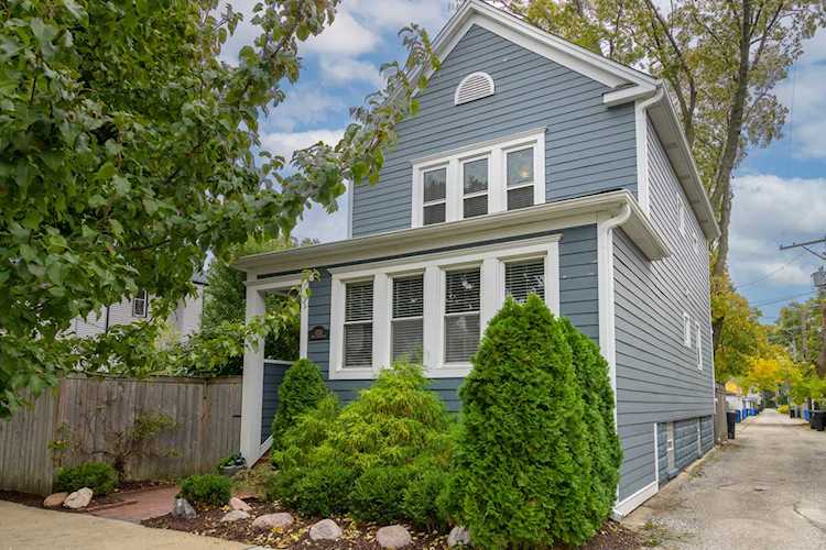 4253 W Cullom Ave, Chicago, IL, 60641 - $530,000 Photo 1