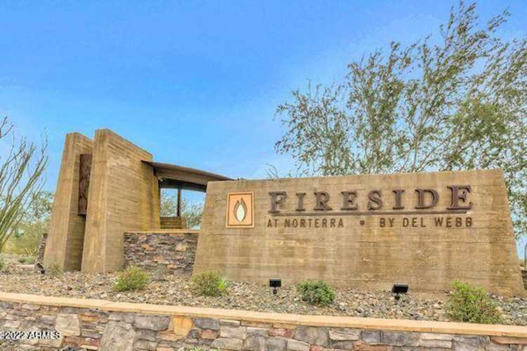 2118 W Hunter Court #136 Phoenix, AZ 85085