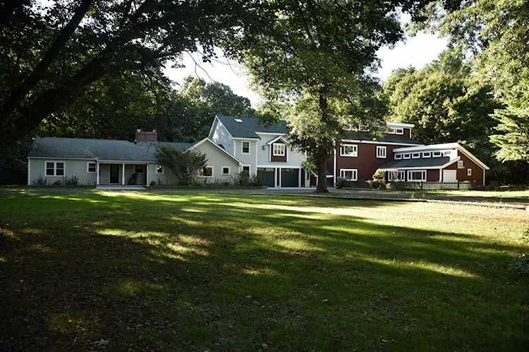 13 Cross Rd Boxford, MA 01921