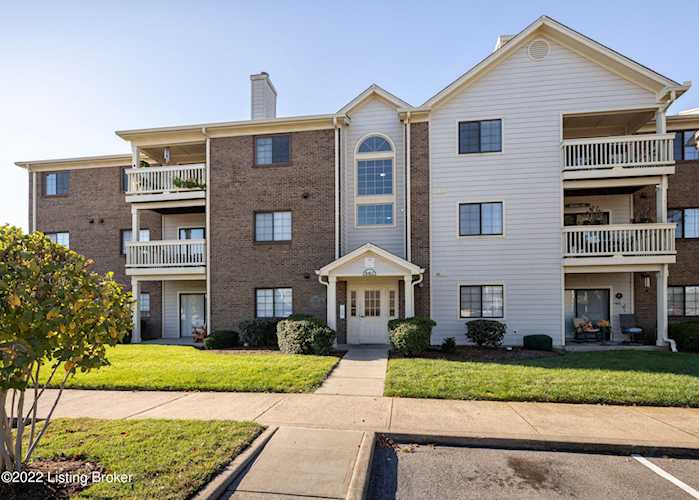 8411 Ambrosse Ln #101 Louisville, KY 40299 | MLS 1624201 Photo 1