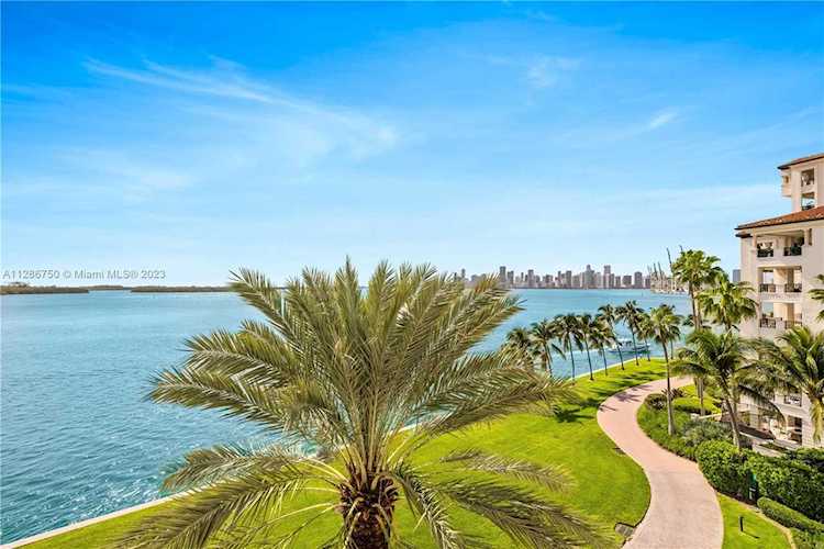 5143 Fisher Island Dr #5143 Miami Beach, FL 33109