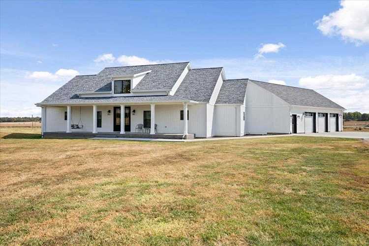 11499 Nobles Chapel Road Elberfeld, IN 47613