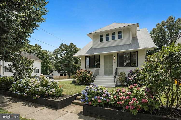 324 Wyoming Ave in Audubon, NJ Photo 1