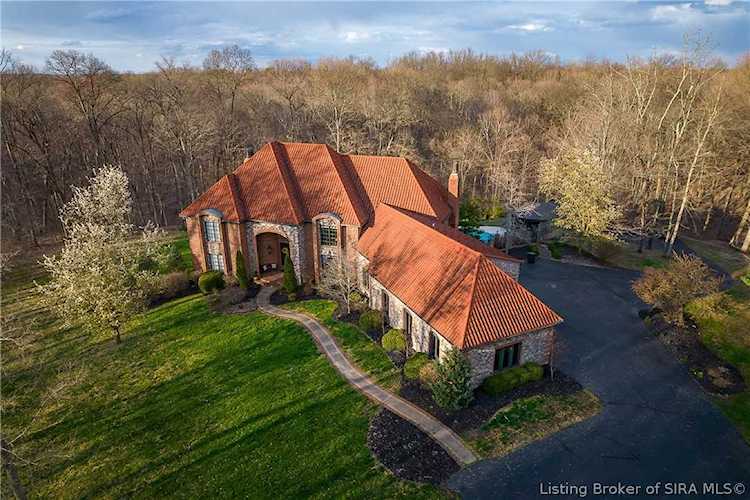 3608 Eagles Trace Floyds Knobs, IN 47119