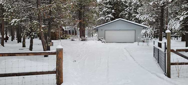 16815 Sun Country Dr Bend, OR 97707