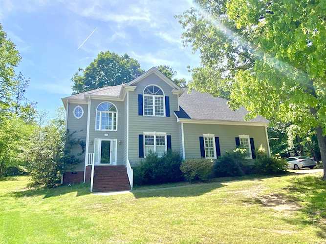 16 Knollwood Place Clayton, NC 27527