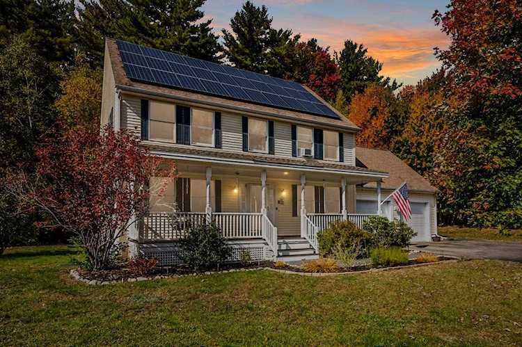4 Foxtail Ridge Dover, NH 03820