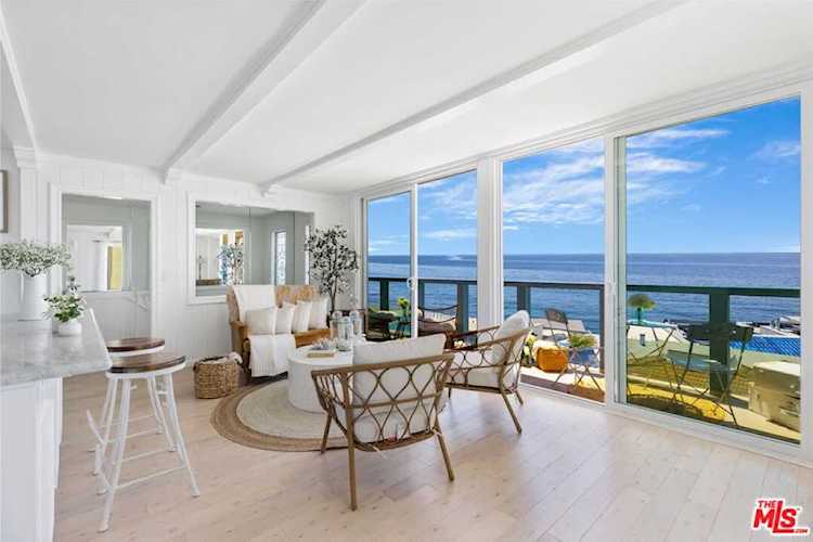 11924 Whitewater Ln Malibu, CA 90265 | MLS 22153895 Photo 1