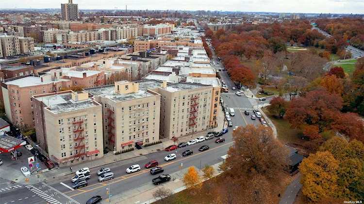 2190 Boston Road #5M Bronx, NY 10462