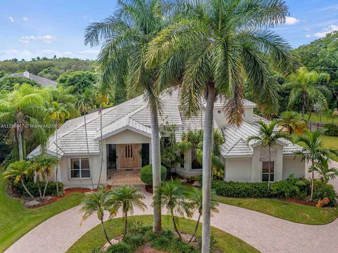 6754 SW 139th St Palmetto Bay, FL 33158