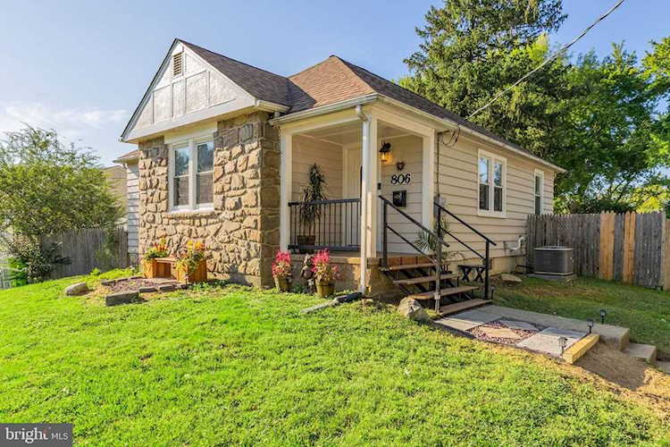 806 Harvey Rd Claymont, DE 19703 | MLS DENC2028968 Photo 1