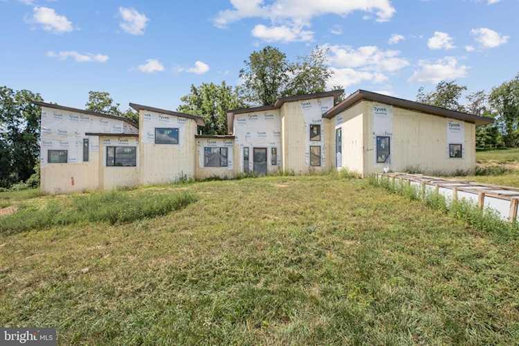 308 Ridge Rd Westminster, MD 21157