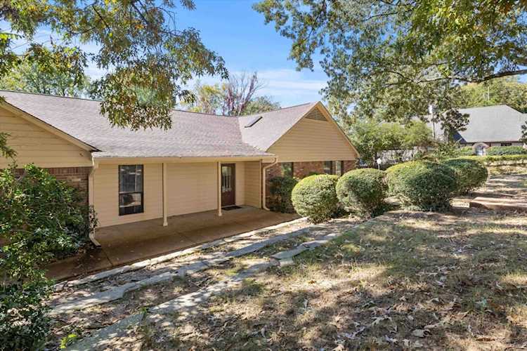 8141 Hunters Hill Cv Olive Branch, MS 38654