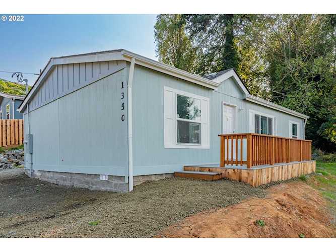 1350 Fairview St Myrtle Point, OR 97458