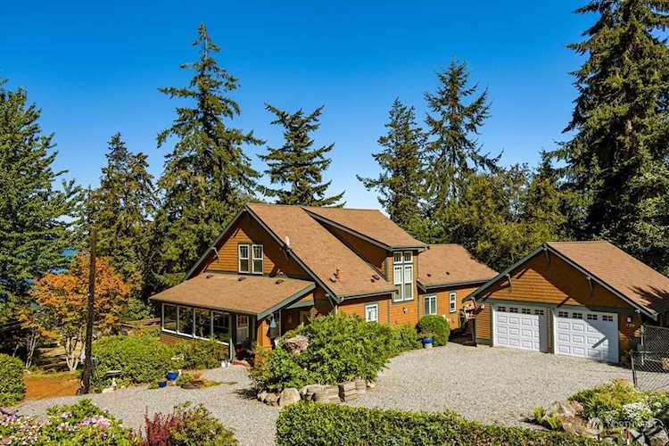129 Woodcreek Way Coupeville, WA 98129