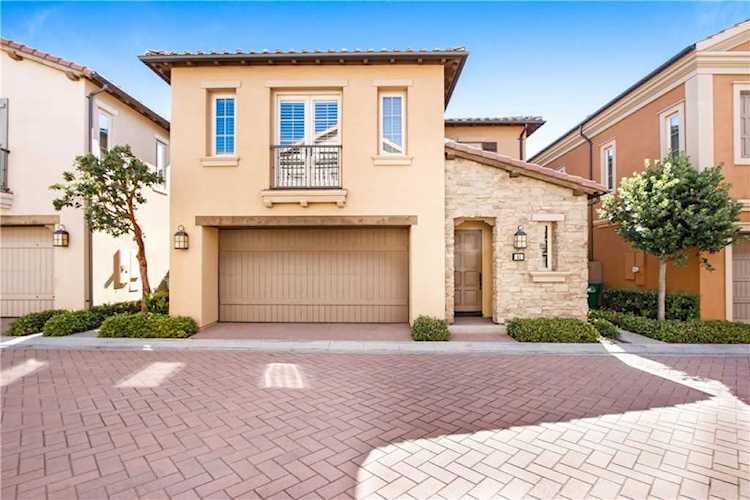 41 Cipresso Irvine, CA 92618 | MLS OC22103805 Photo 1