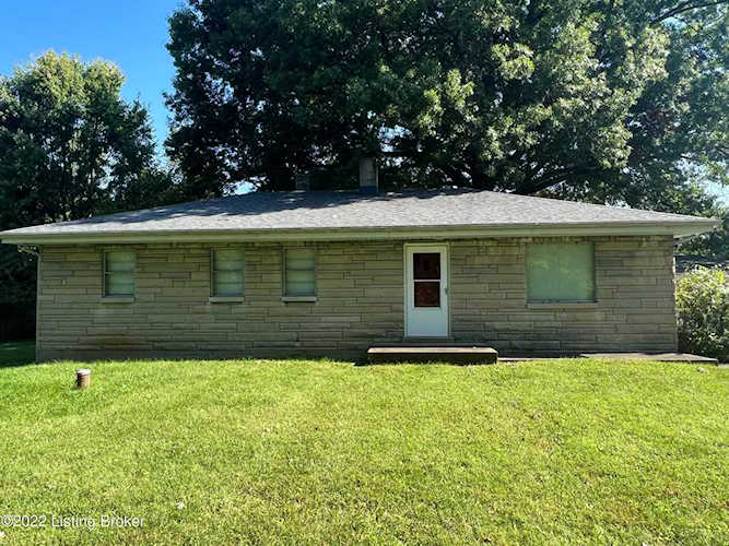 1610 Ryan Ln Clarksville, IN 47129 | MLS 1622886 Photo 1