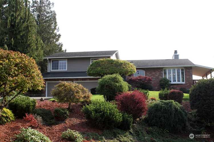 10 Jeffery Place Longview, WA 98632
