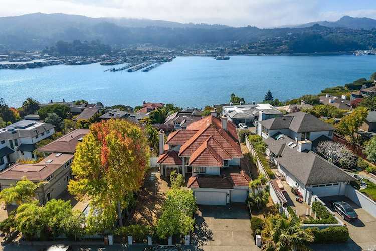 141 Great Circle Drive Mill Valley, CA 94941