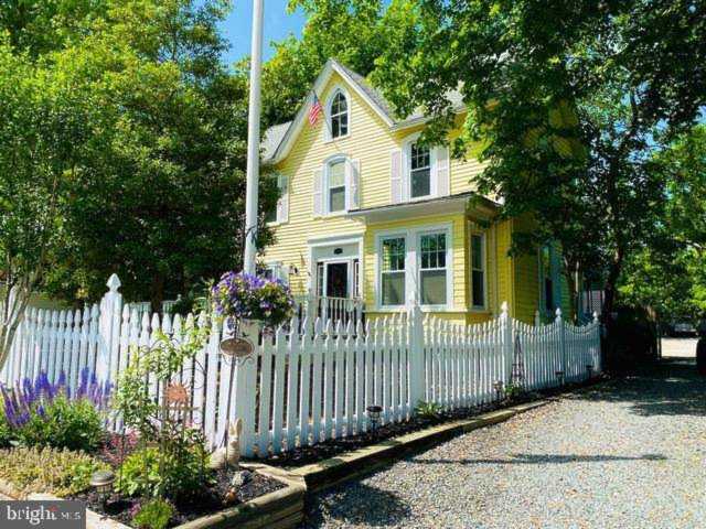 720 W Bay Ave Barnegat, NJ 08005 | MLS NJOC2008986 Photo 1
