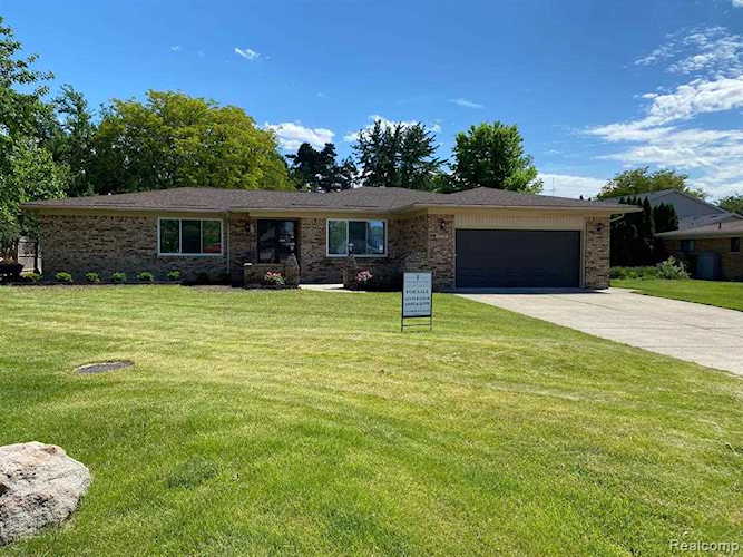 16634 Howard, Clinton Township, MI 48035 in |Macomb MLS# 60155300 Photo 1