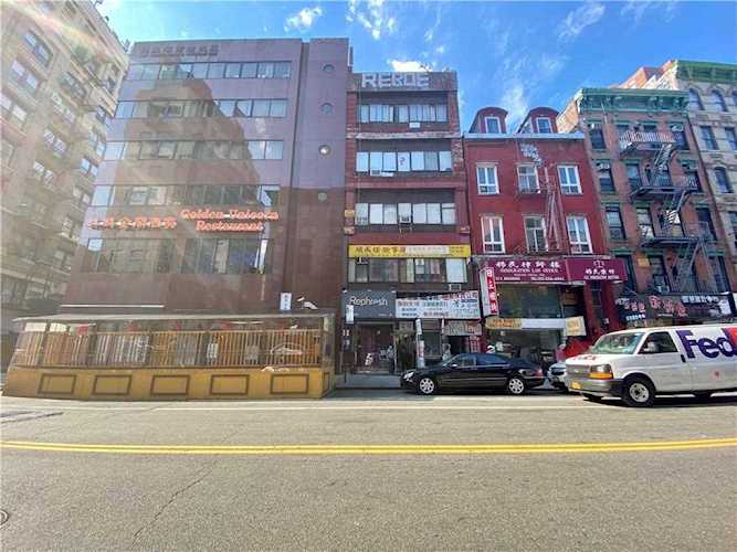 20 E Broadway New York, NY 10002