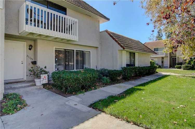 21749 Lake Vista Dr Lake Forest, CA 92630 | MLS OC21227414 Photo 1