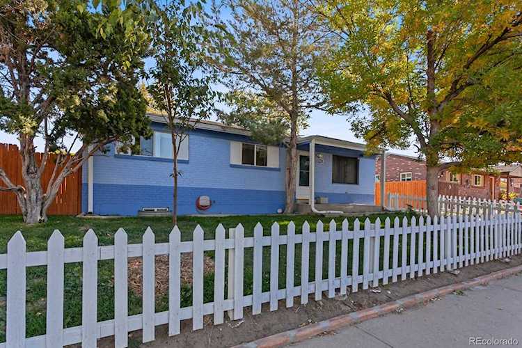 12523 Edwards Place Denver, CO 80239 | MLS 4101274 Photo 1
