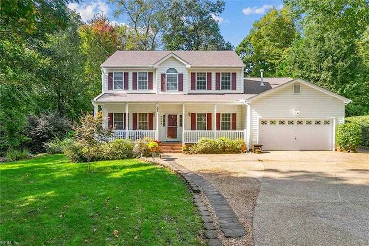 106 Scenic Ct Newport News, VA 23603 | MLS 10461436 Photo 1