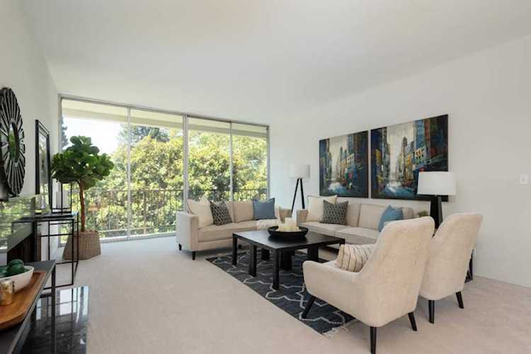 1330 University Dr #41 Menlo Park, CA 94025