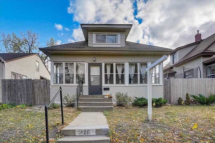 1126 Sherburne Avenue Saint Paul, MN 55104