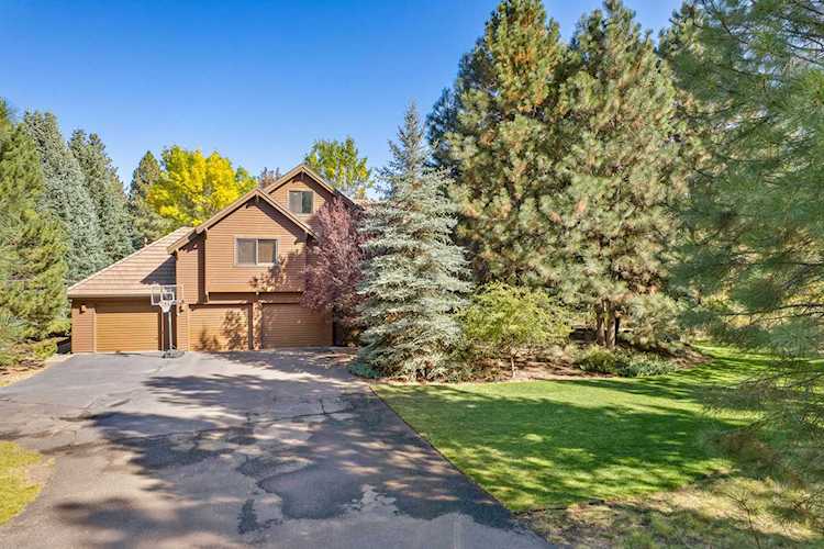 61114 Minaret Circle Bend, OR 97702