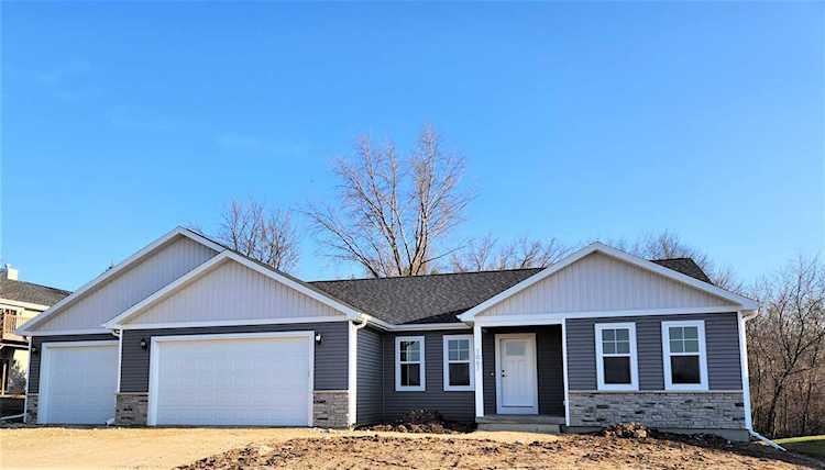 1061 Carolyn Blvd Mayville, WI 53050