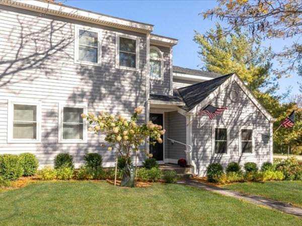 2002 Hockley Drive #2002 Hingham, MA 02043