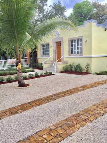 259 NW 33rd St Miami, FL 33127