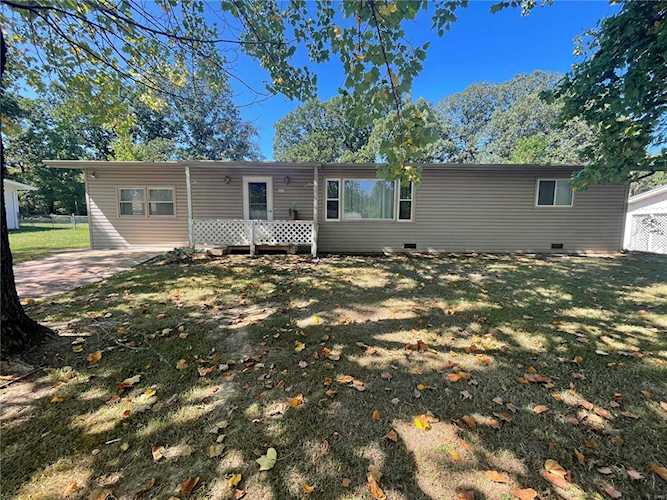 209 Summit Ave Waynesville, MO 65583 | MLS 22068087 Photo 1