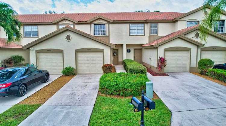 7870 Sienna Springs Drive Lake Worth, FL 33463