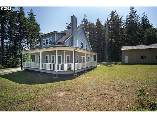 55211 Watchbird DR Bandon, OR 97411 | MLS 22593318 Photo 1