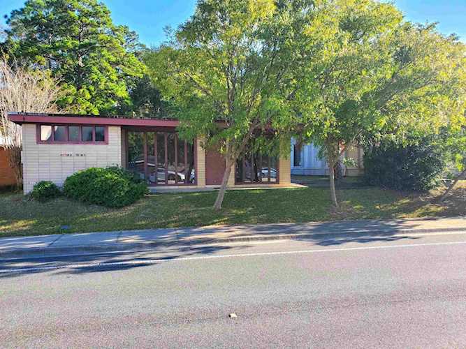 1445 Miccouskee Rd Tallahassee, FL 32308