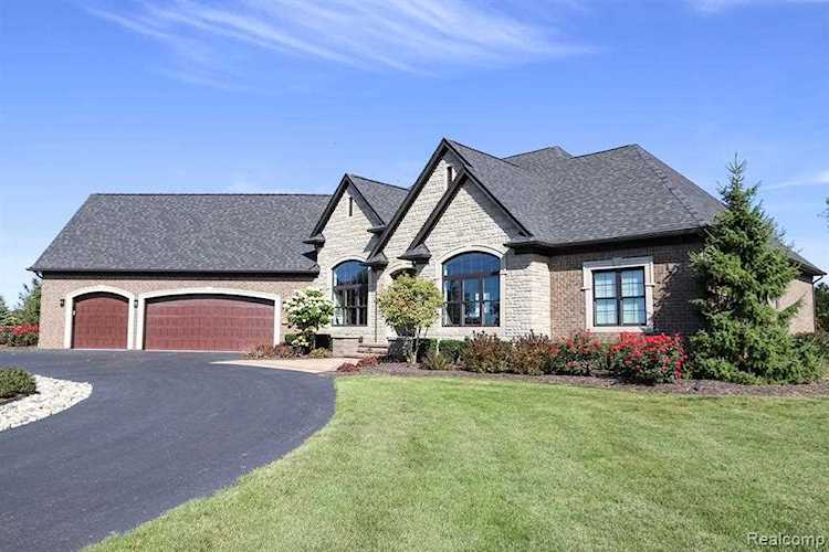 23231 Chase Lane Ray, MI 48096